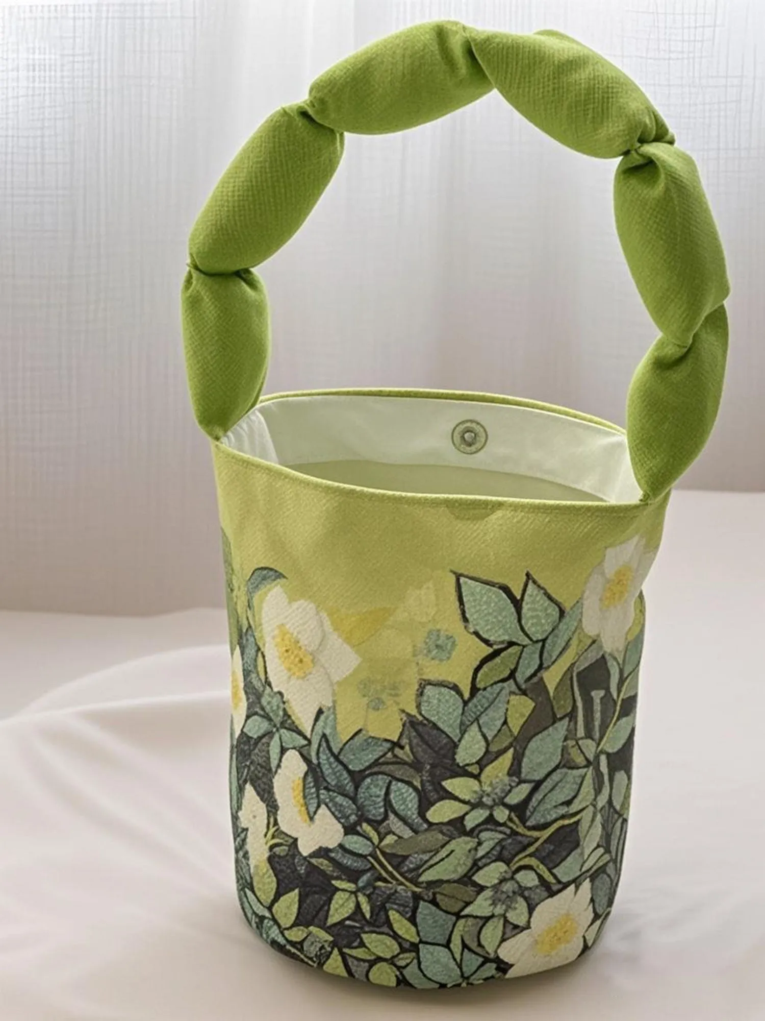Vibrant Floral Printed Bucket Bag BP005